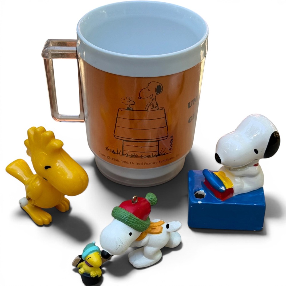 Peanuts Snoopy Woodstock Lot Hallmark Ornament Wind Up Toy Plastic Mug